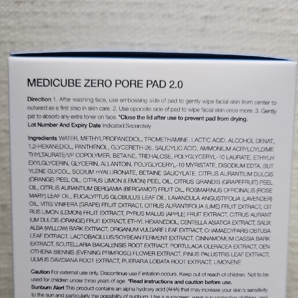 MEDICUBE ZERO PORE PAD - Picture 6 of 11